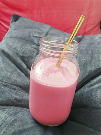 Easy Raspberry Smoothie Recipe with Cauliflower