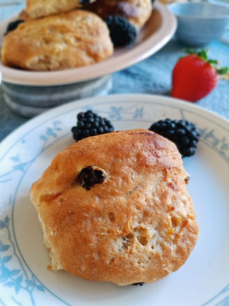 Deliciously Easy Fruit Bun Recipe for Everyone