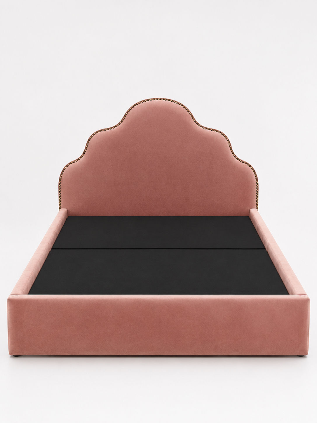 Ilé Ìṣinmi Monarch Bedframe