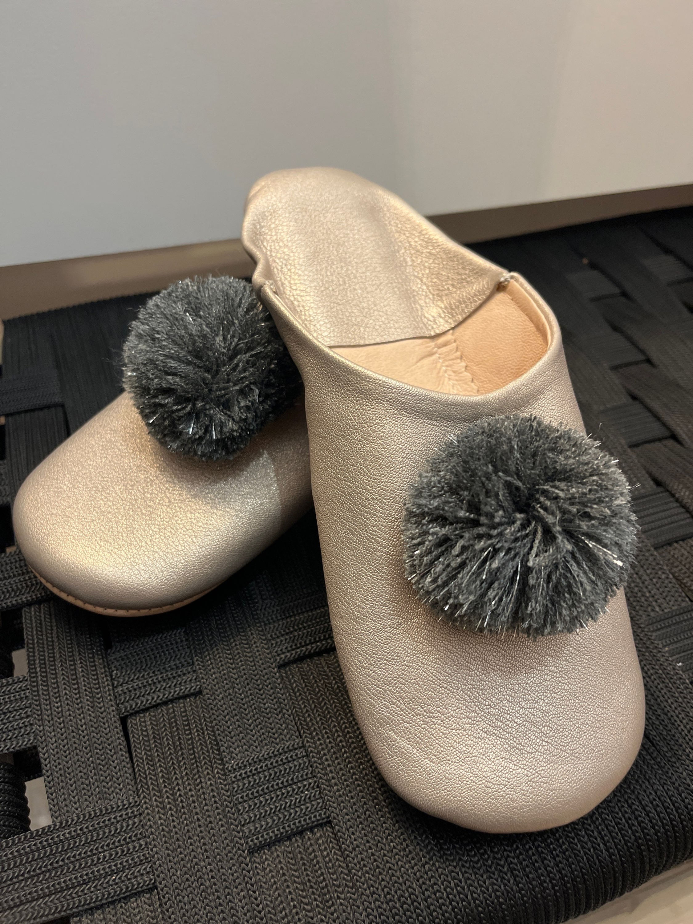 Babouches mordorées 