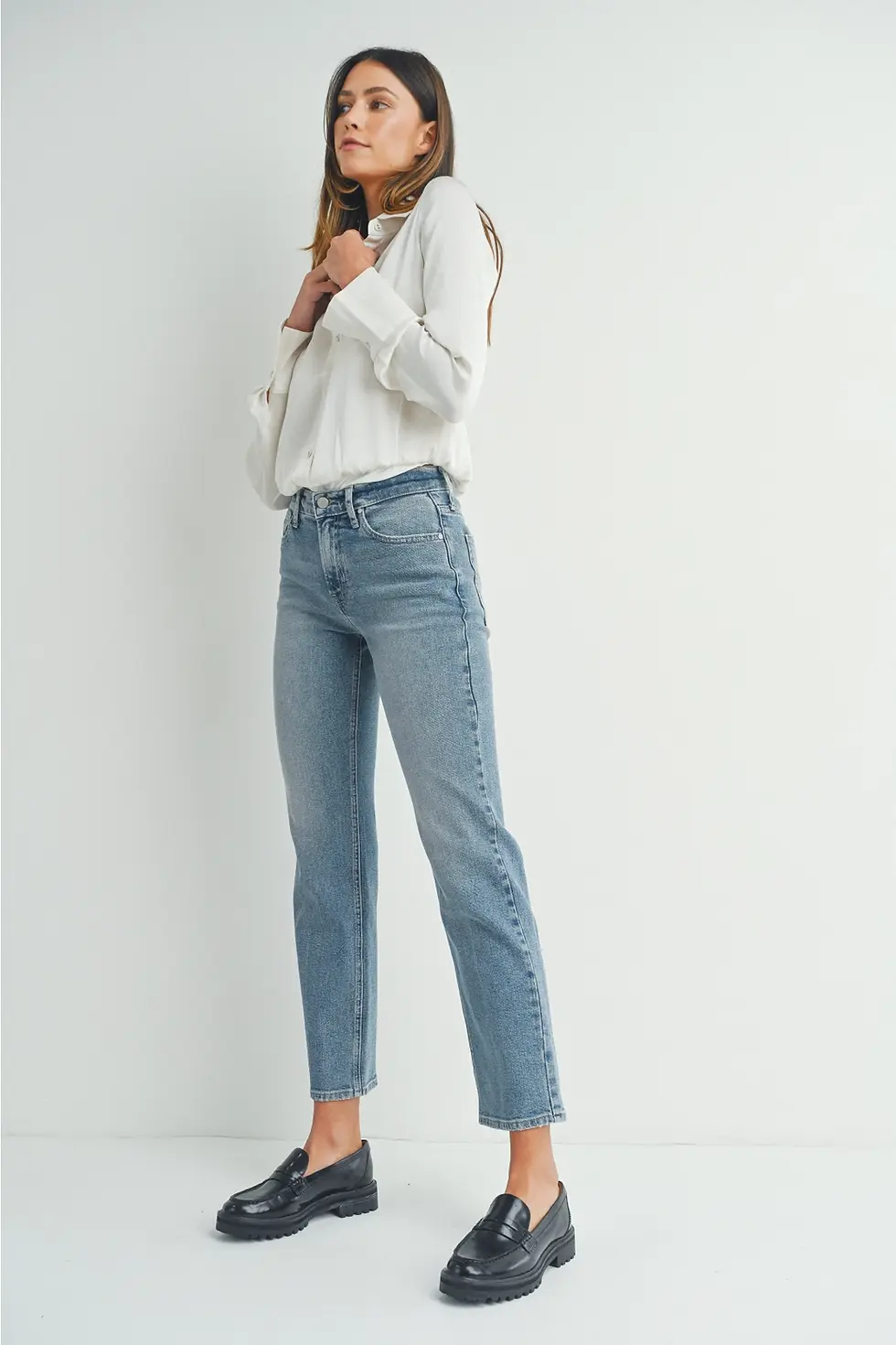 Thumbnail: Madelynn Mid Rise Straight Jean