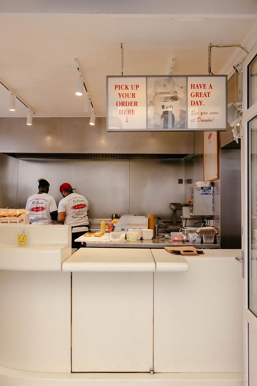 comptoir de chez dumbo à Pigalle