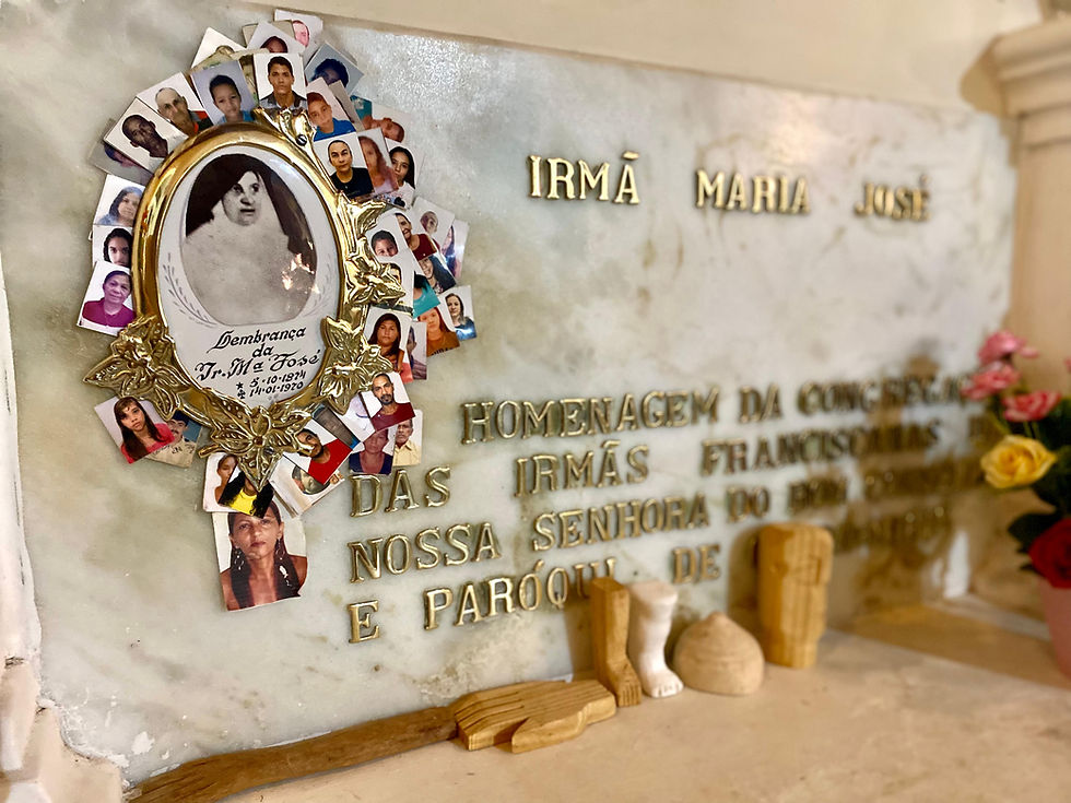 Túmulo da Irmã Maria José, no interior do Santuário de Nossa Senhora da Conceição, em Ceará-Mirim (crédito: cedida)