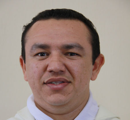 Pe. Wagner Antônio Martins
