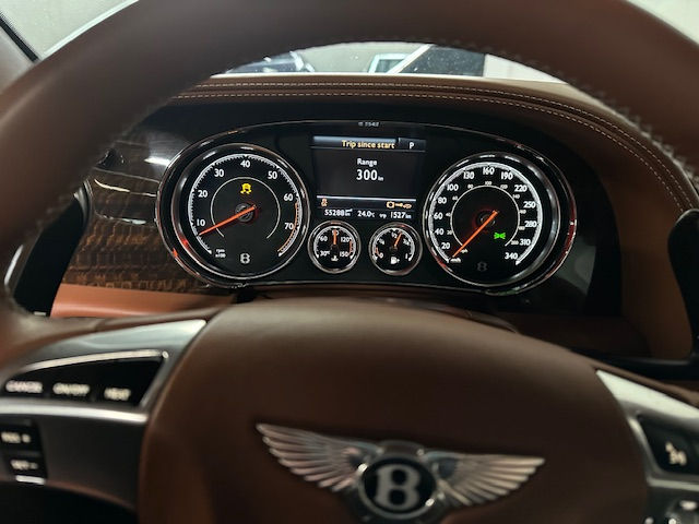 Thumbnail: 2016 Bentley Continental GT V8