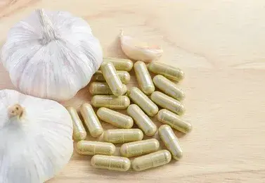 Voordelen knoflook (ontstekingsremmend, antiparasieten, antischimmel, antikanker)