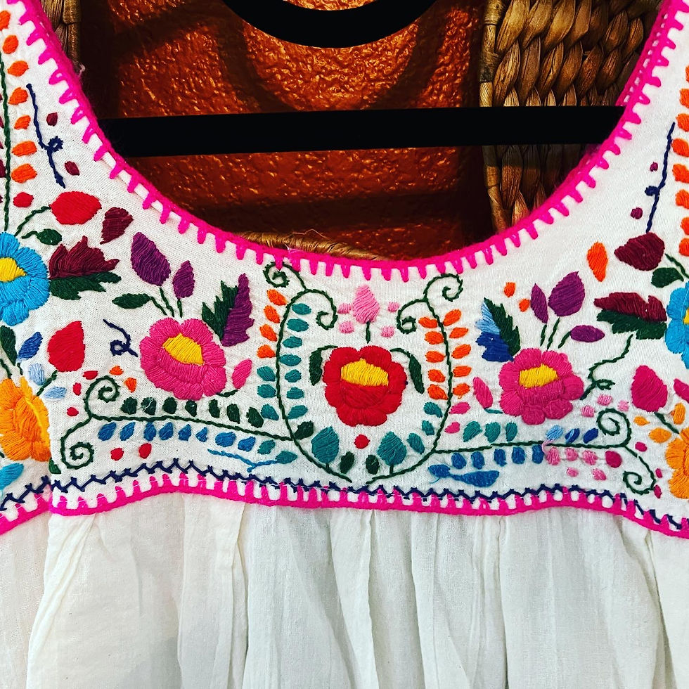Thumbnail: VINTAGE MEXICAN EMBROIDERED COTTON BOHO HIPPIE TOPS SMALL  SIZE:   WHITE EMBROID