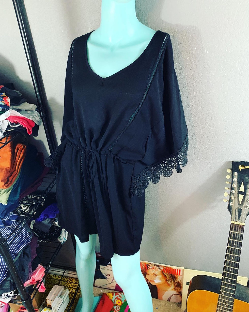 Thumbnail: NWT Wearabouts Black Boho Bell Sleeve Tunic Dress Size: 8