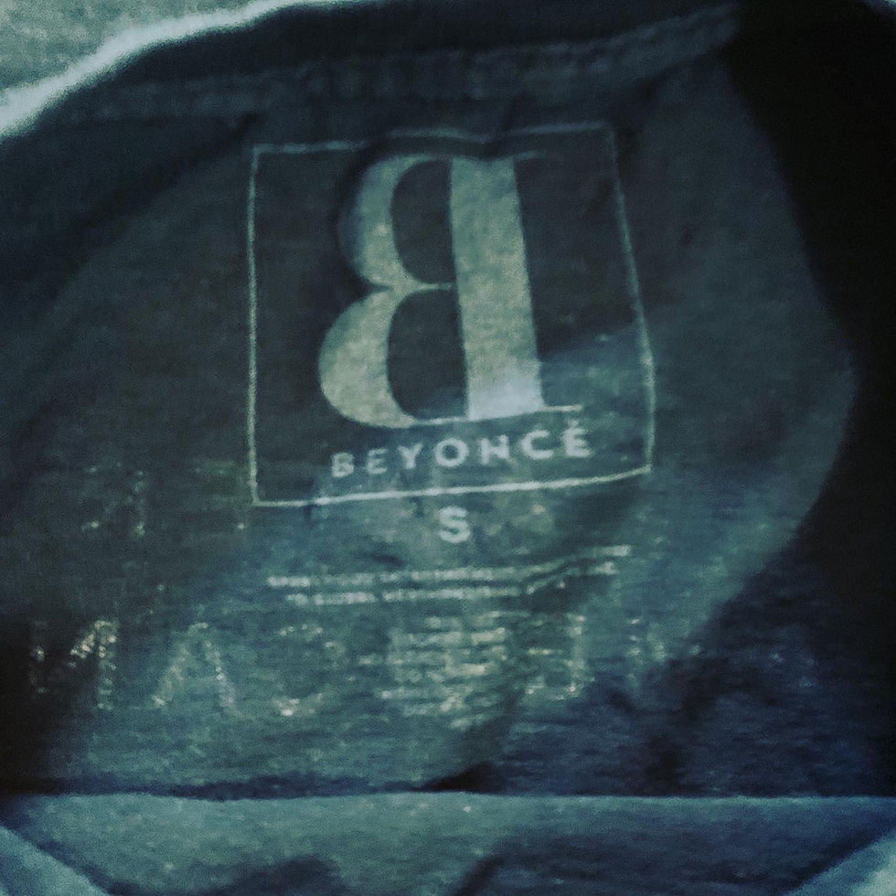 Thumbnail: Beehivers! Beyoncé Official Mrs. Carter 2013 Concert Tour Shirt! Size: Small Che