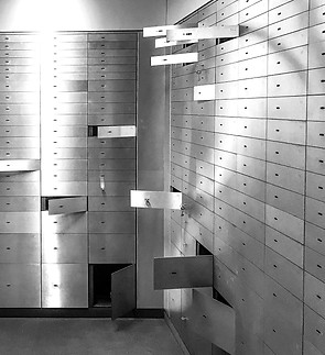 rc-xyz-nft-gallery--MMeeP7pjbE-unsplash_