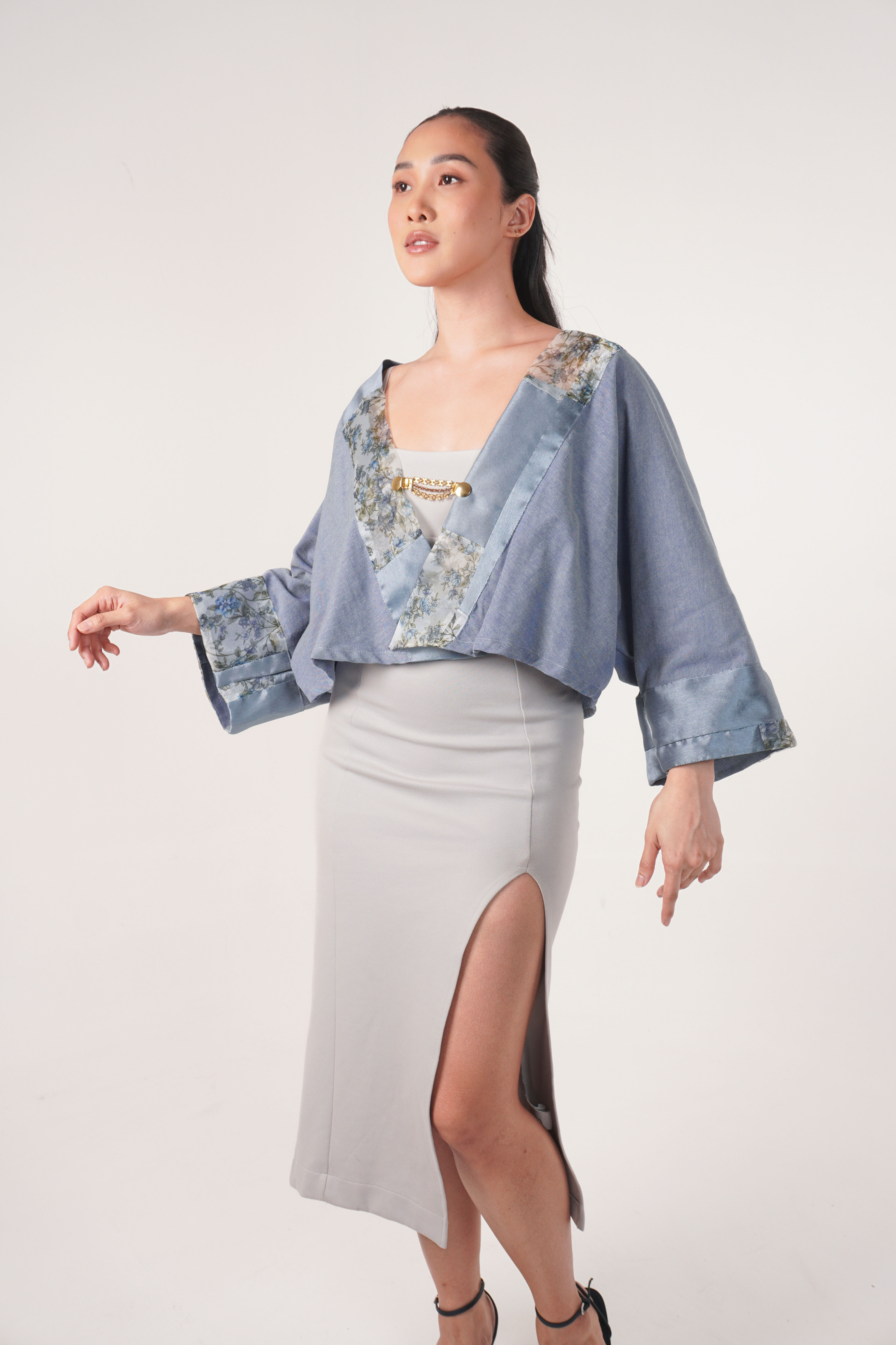 Patchy Kimono in Floral Windows