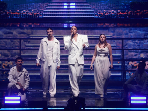 "15 morceaux dans mon oreille" : Un candidat de la Star Academy diminué pendant l'un des concerts de la tournée. Tout sacrifier pour un show musical titanesque.