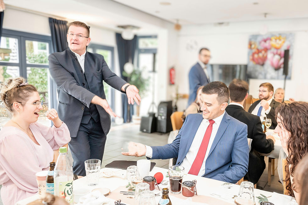 Zaubern am Tisch Tischzauberer Marc Dibowski