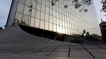 The front plaza of the Los Angeles County Superior Court building in 2011. (Los Angeles Times)