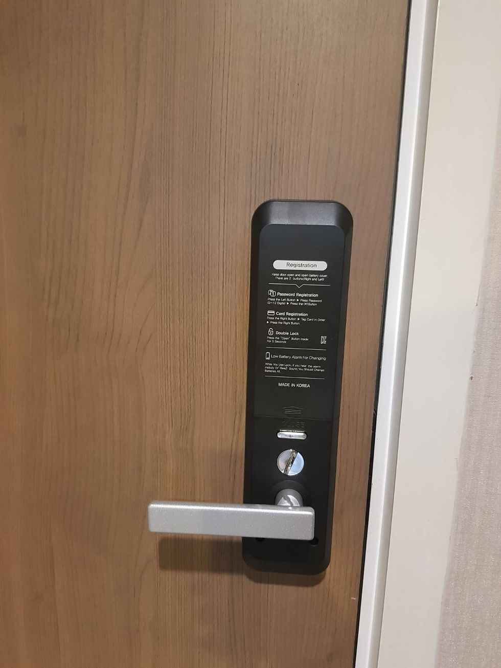 ภาพขนาดย่อ: KOCOM DIGITAL DOOR LOCK รุ่น KDL-2600K การ์ด รหัส กุญแจ