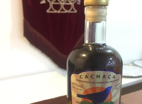 Cachaça Sanhaçu é premiada em Concurso Internacional