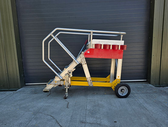 Semmco HOP UP Towable 1.2m Belly Steps 812.002.10