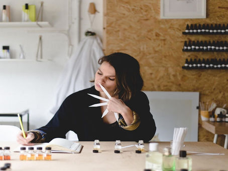 How Mobile Perfume Workshops Are Transforming Parties & Weddings