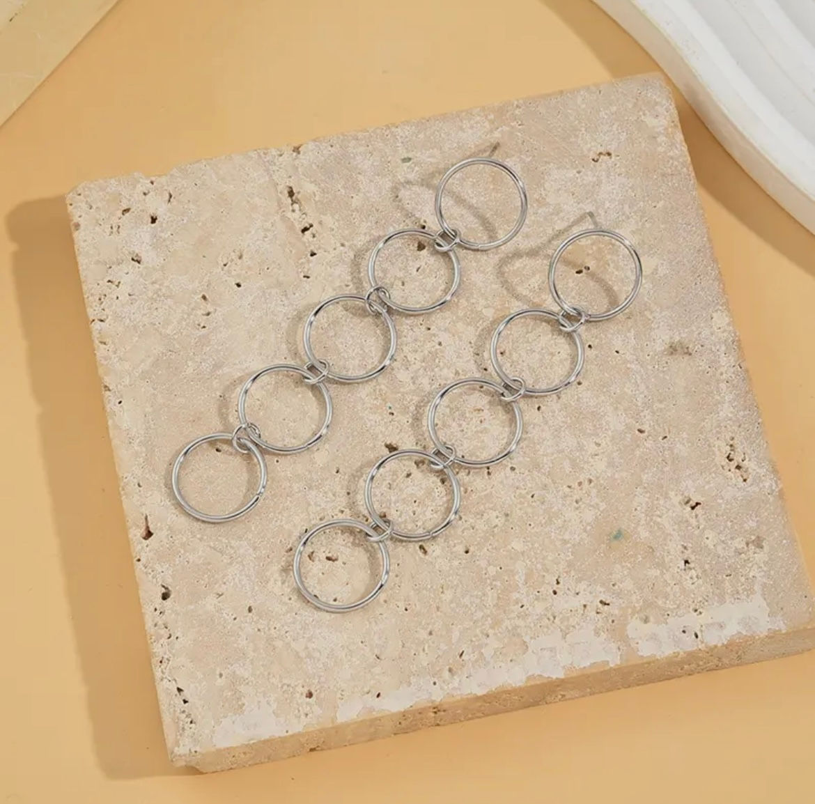 VANILLA • Aimé oorbellen hangende ringetjes zilver