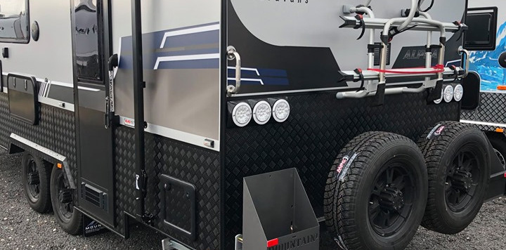 68280810_2379019875498285_41389417341156