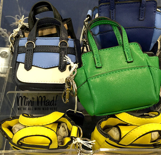 REED handbag key fob assortment