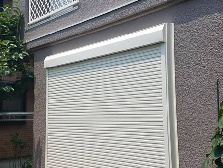 【施工事例】古くなった雨戸を電動シャッターに交換(豊中市)
