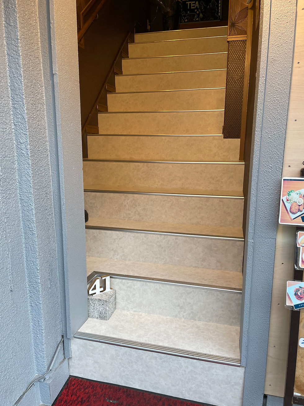 店舗階段　CF施工