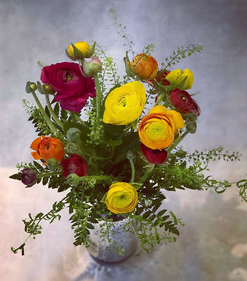 ranunculus jam vase.jpg