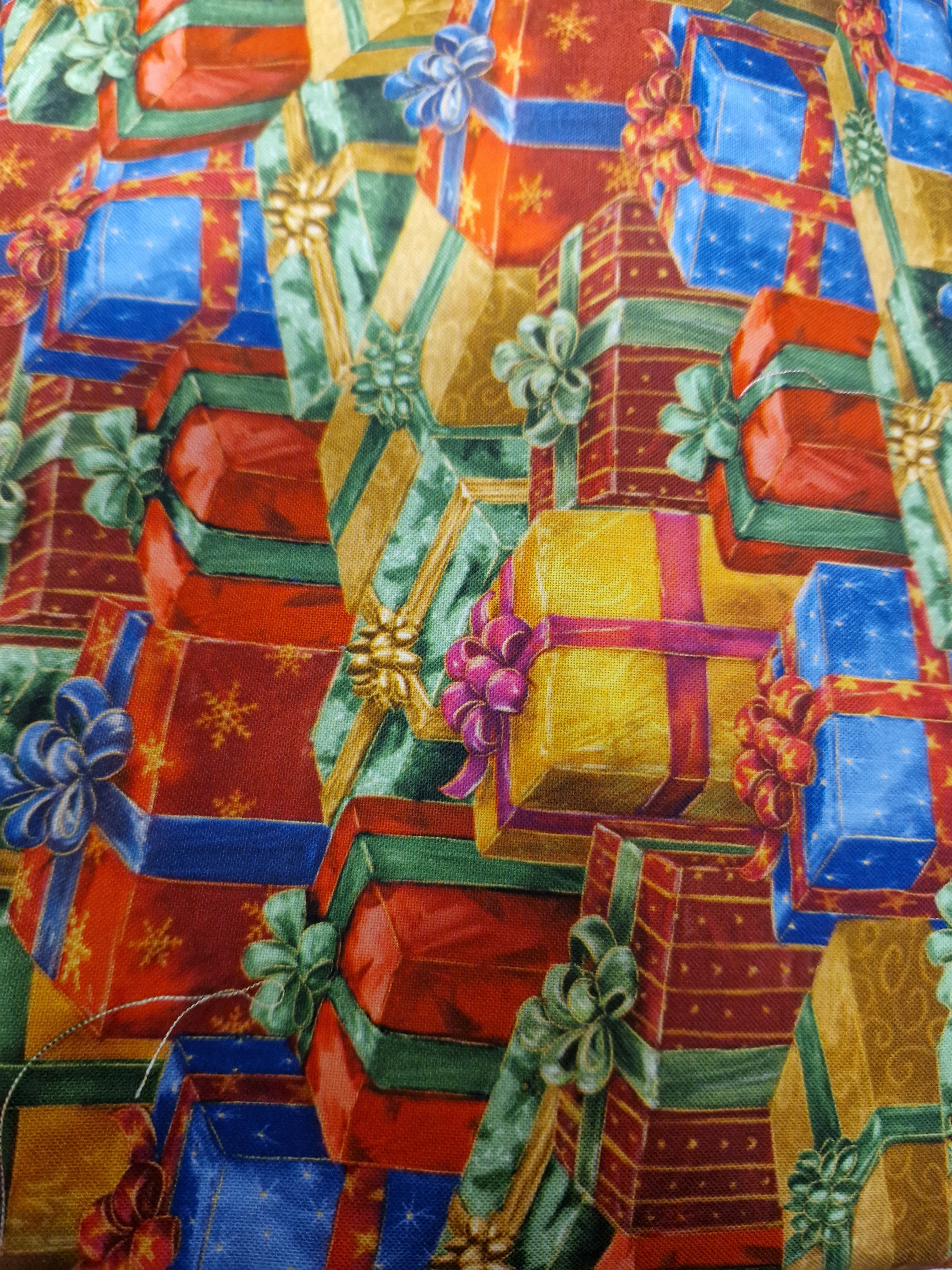 SALE Christmas Fat Quarter Pk 4 pieces