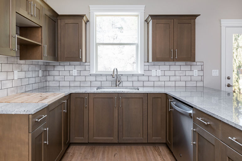 In-law Kitchenette by Horizon Construction