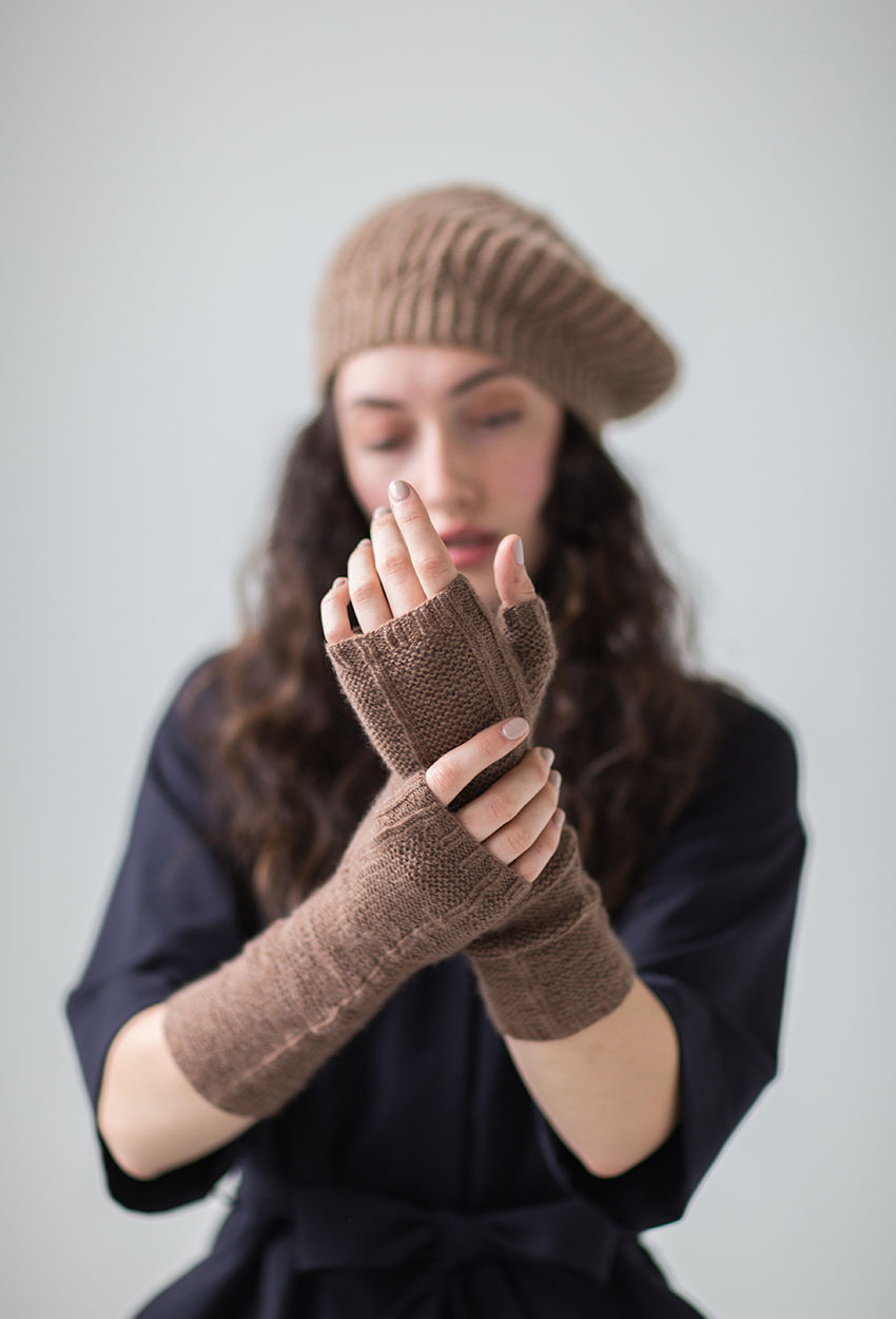 Thumbnail: TREDJE mitts