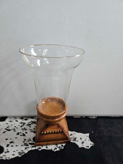 Candle or Vase for tips for the bride and groom