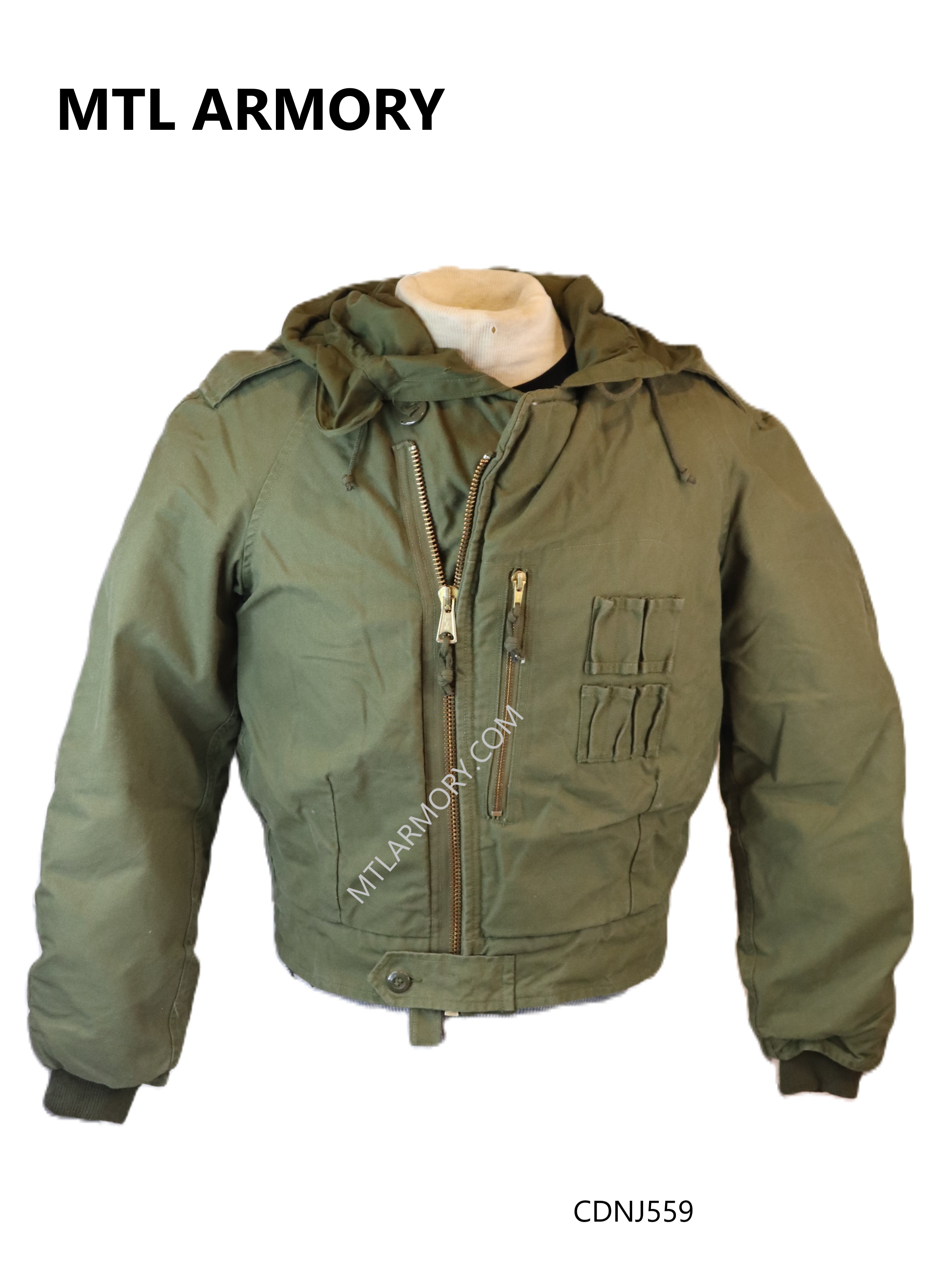 SIZE MEDIUM- REGULAR CANADIAN FORCES AFV COMBAT VEHICLE CREWMEN " TANKER" JACKET