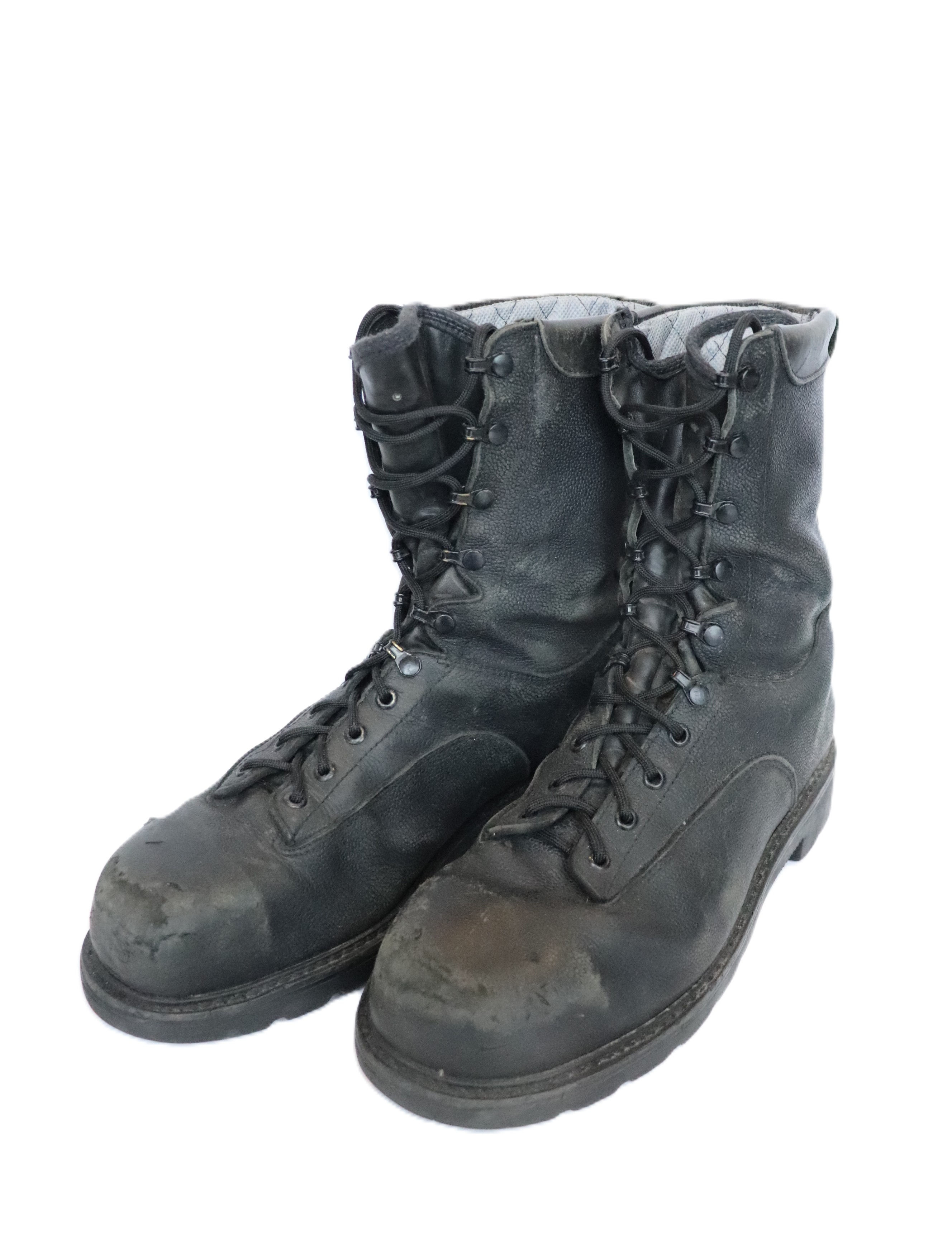 CANADIAN FORCES SAFTY COLD WEATHER COMBAT BOOTS    SIZE 13 (300MM/100MM)