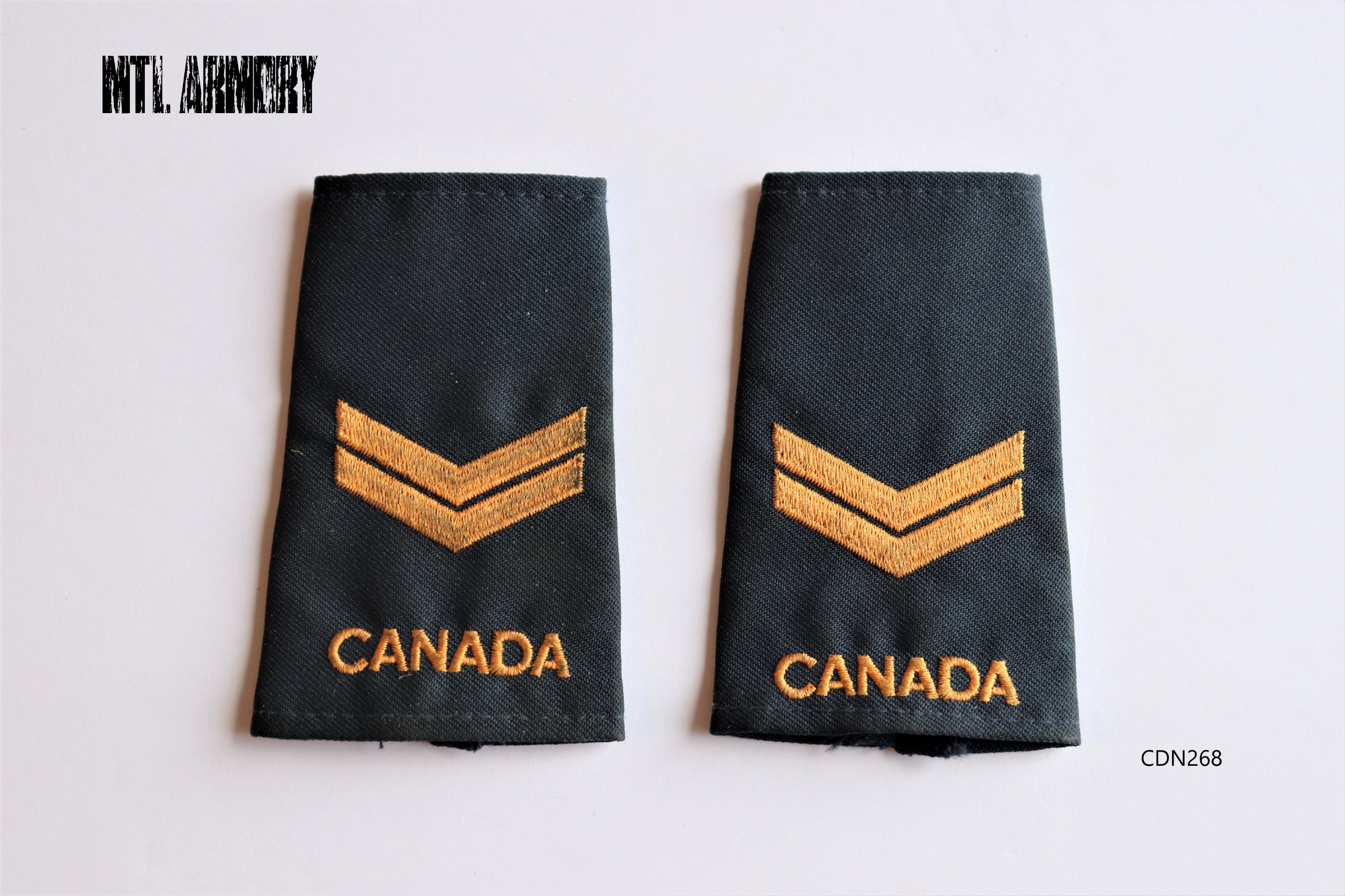 ROYAL CANADIAN NAVY LEADING SEAMAN EPAULETTES