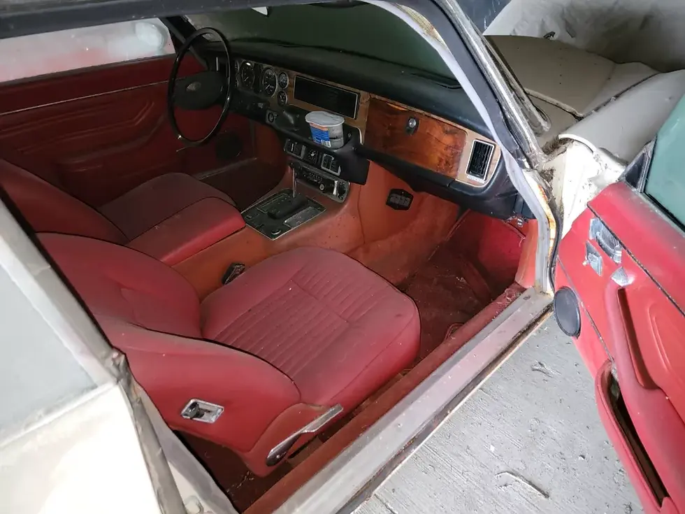 Thumbnail:  1977 Jaguar XJ6
