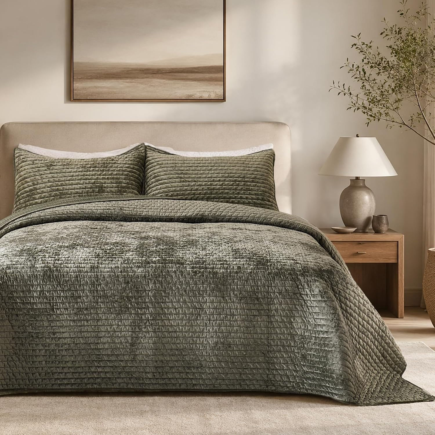 Oversized King Quillt Set Luxury Velvet Bedspread 98x106 | Lightweight Breathab