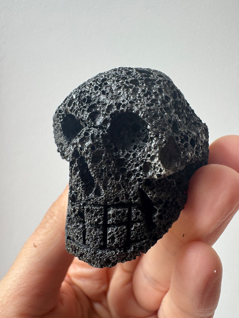 Thumbnail: Larva Stone Skull's