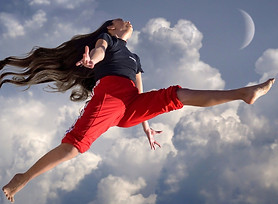 girl-5305455_1920.jpg