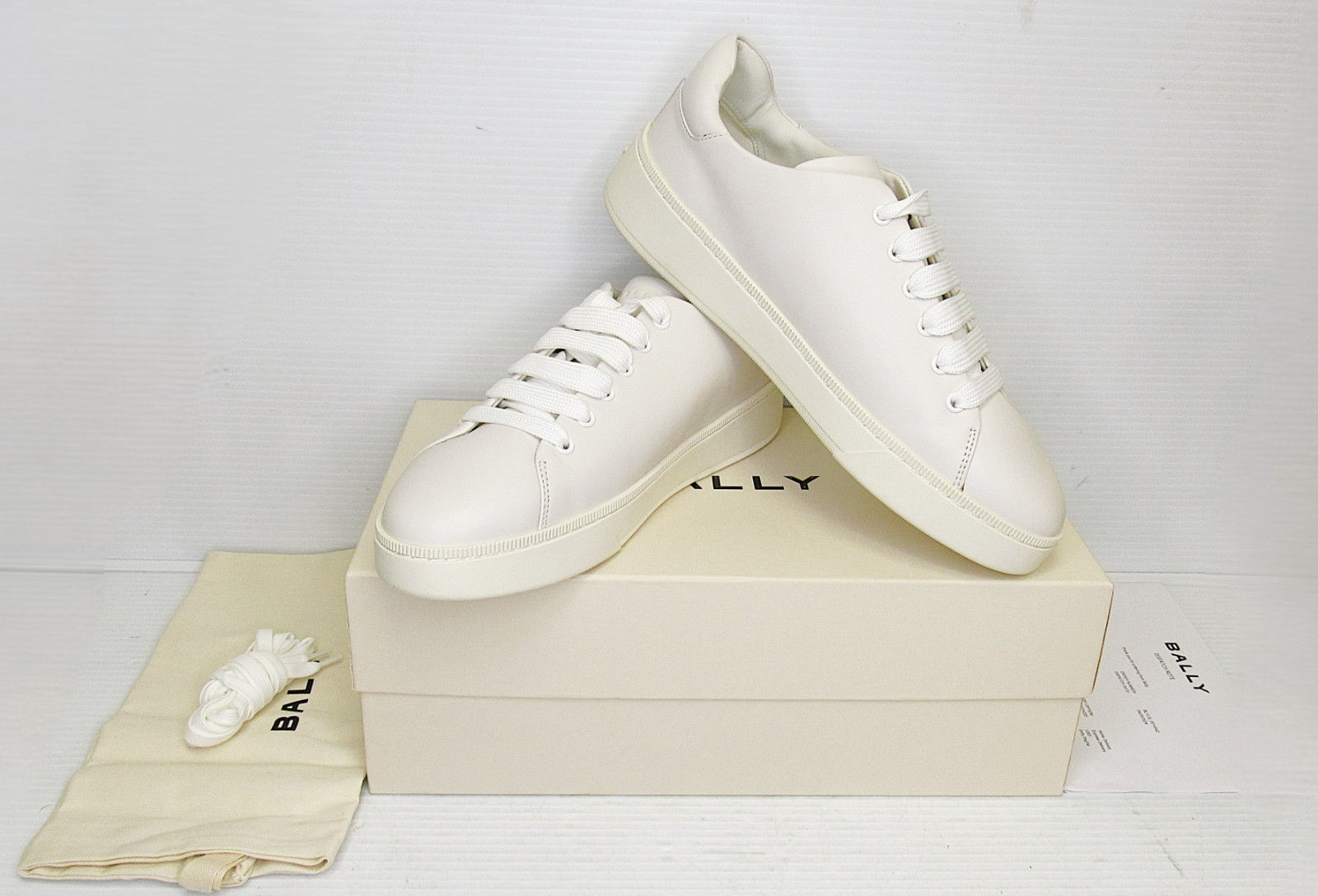 Bally Reka 6306431 Men's White Calf Plain Low-top Leather Sneakers US 10D Size