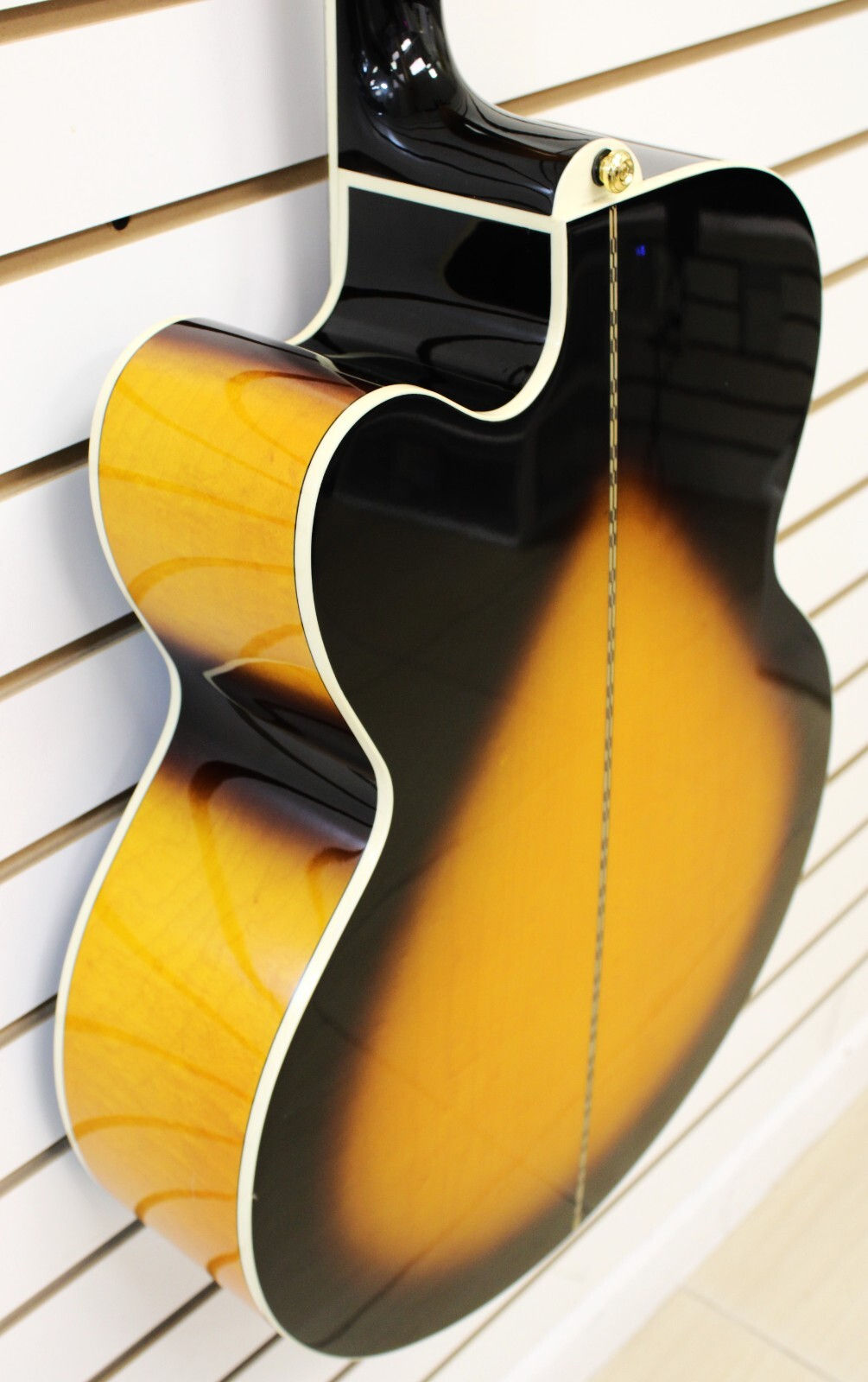 Epiphone J-200EC Studoi Super Jumbo Acoustic Electric Guitar with Hard Case