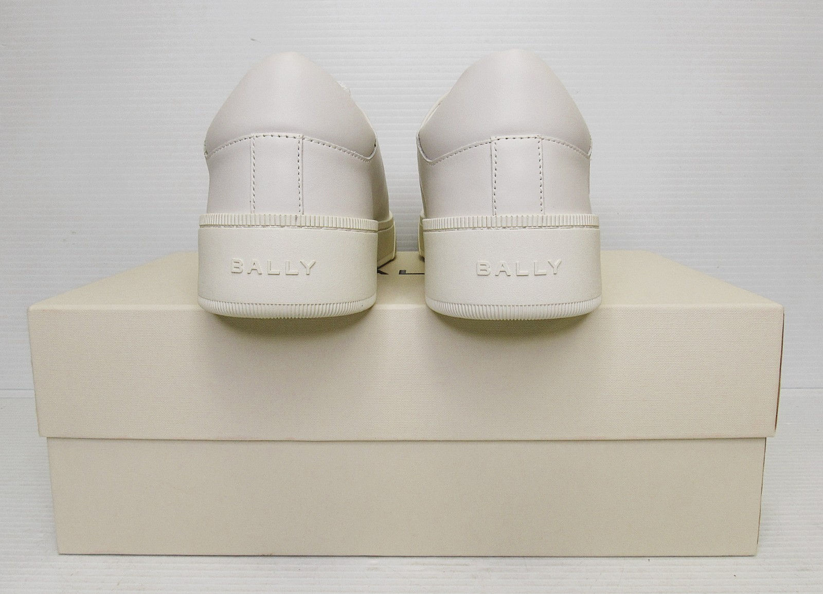 Bally Reka 6306431 Men's White Calf Plain Low-top Leather Sneakers US 10D Size