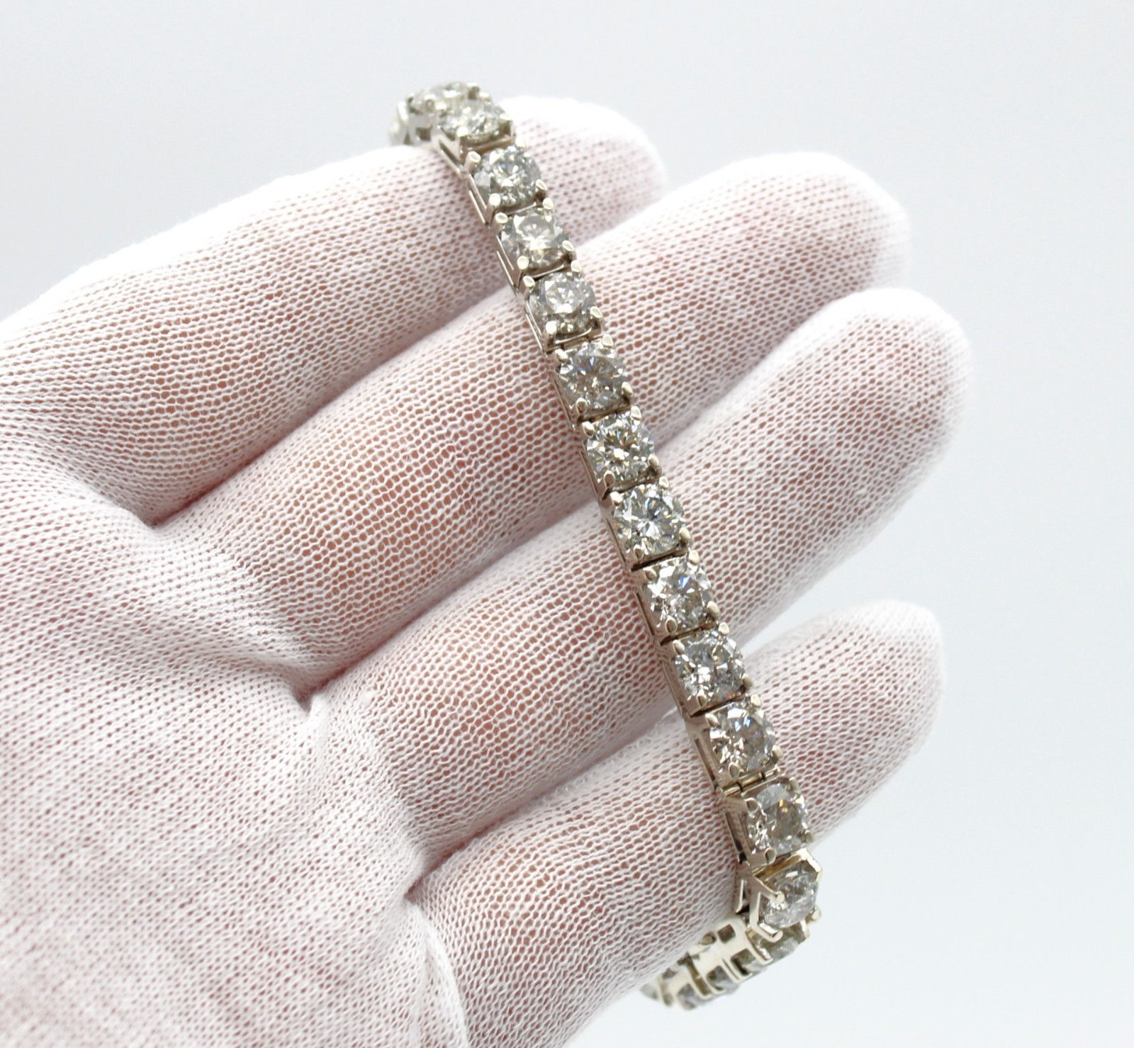 14K White Gold Natural Diamond Tennis Bracelet 8" 38.2g