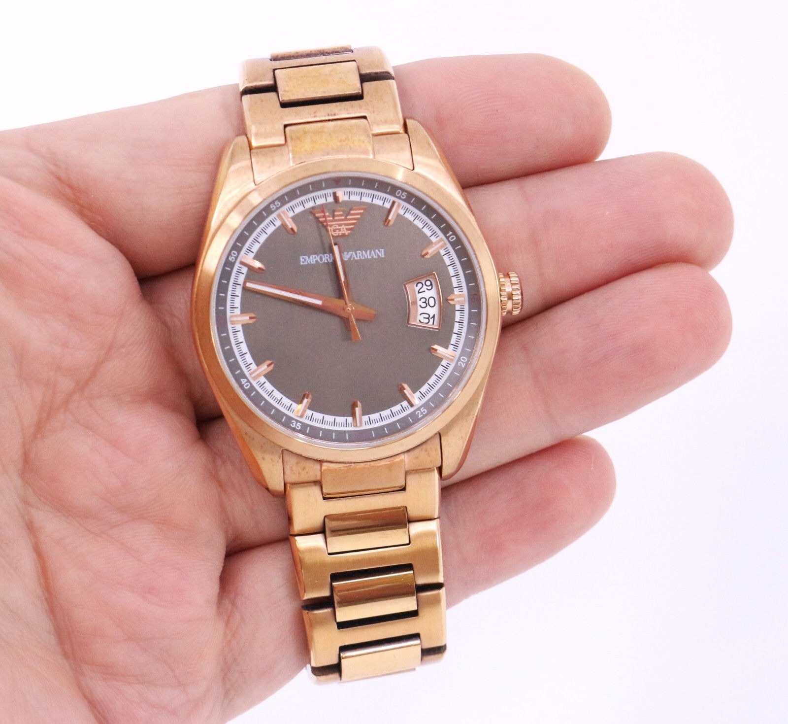 Emporio Armani Unisex Watch Analog Display and Stainless Steel Strap Gold AR6020