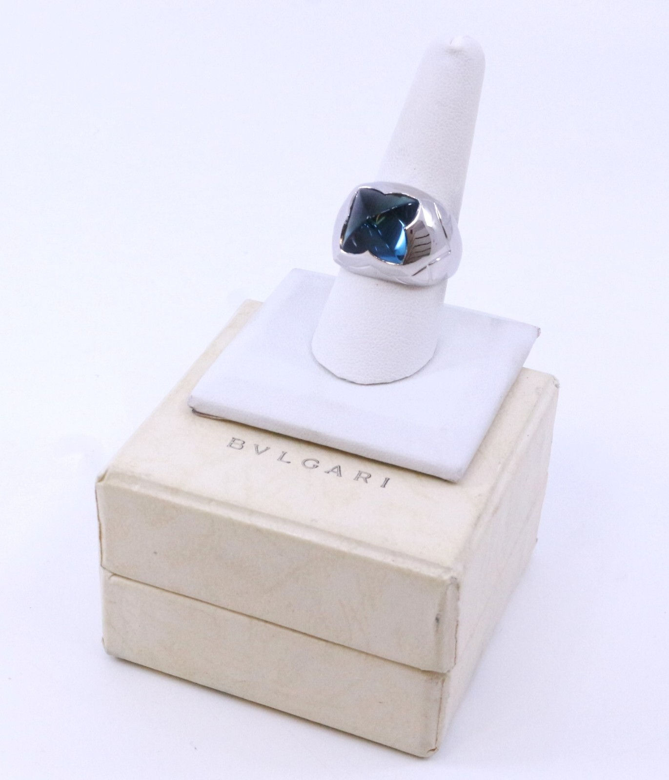 Bulgari Piramid Style Blue Topaz 18k White Gold Floral Ring Size 9.5