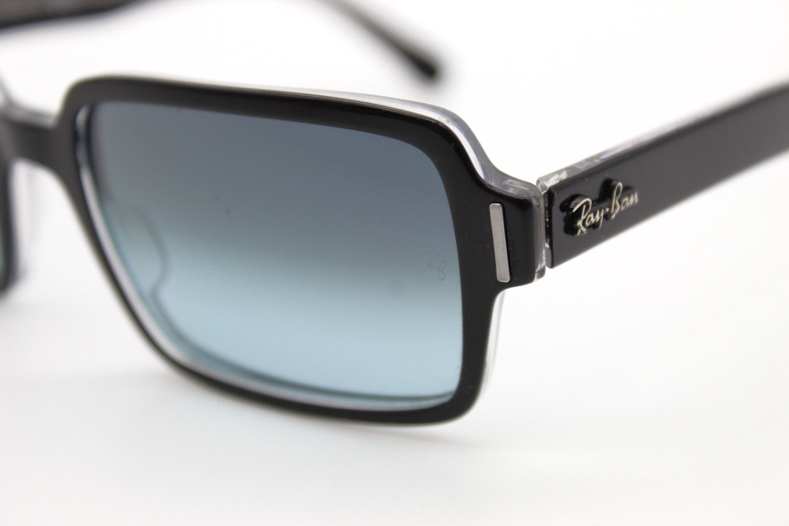 Ray-Ban RB 2189 BENJI 1294/3M Black Square Sunglasses Blue Gradient 54-20 Italy