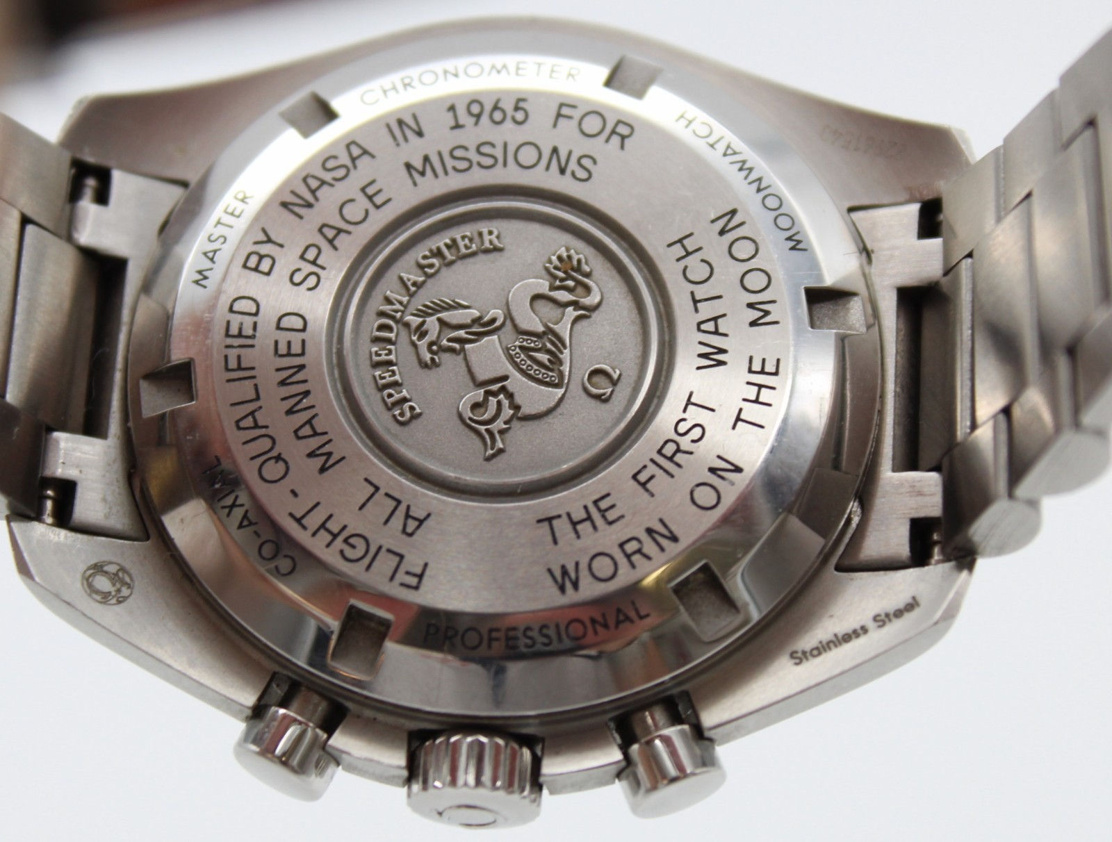 Omega Speedmaster Moonwatch Professional 310.30.42.50.01.001 42mm Black Dial