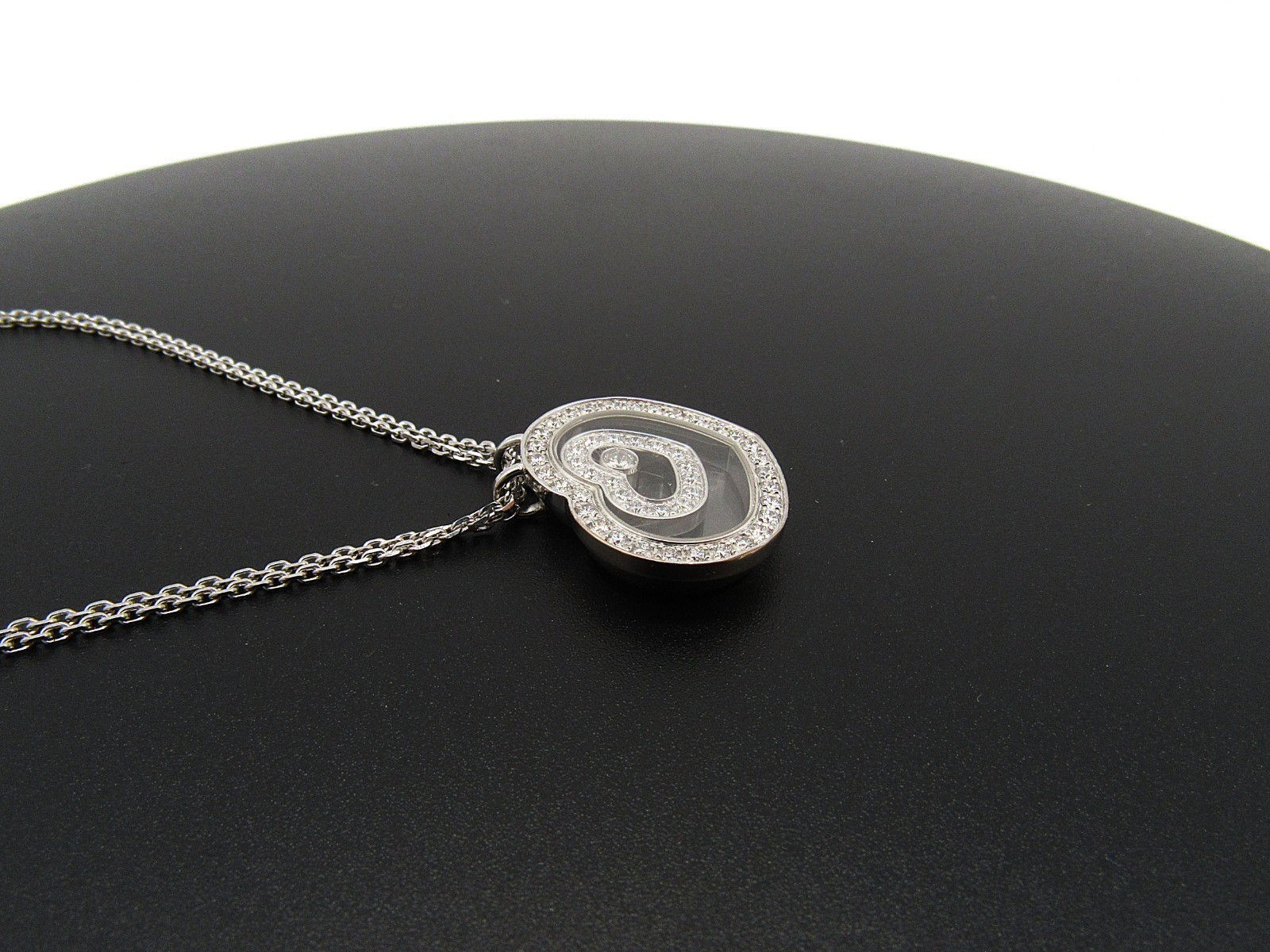 Chopard Happy Spirit Diamond Double Heart Necklace 18K White Gold 750