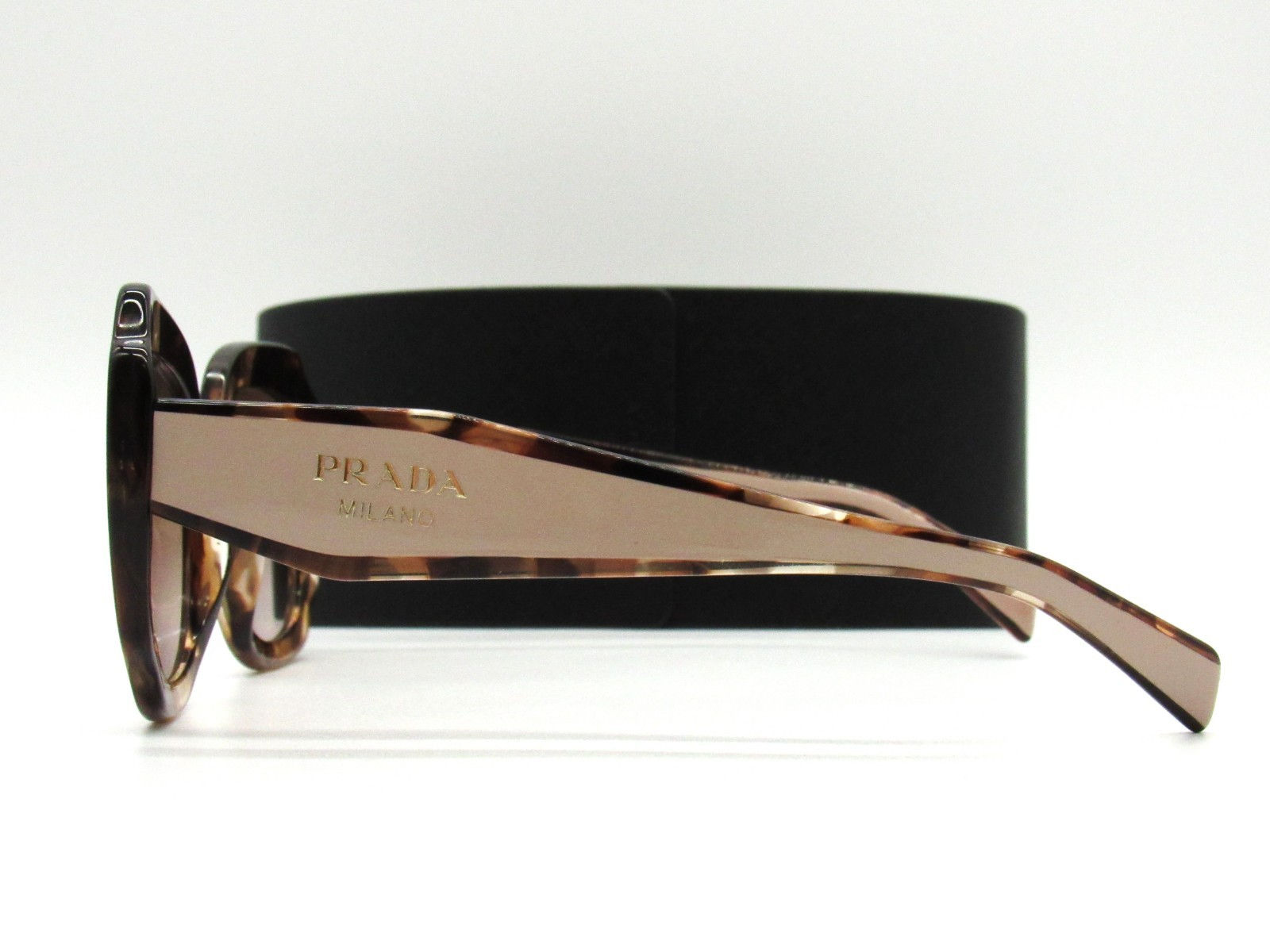 Prada SPR 16Y 01R-0A6 Tortoise Oversized Sunglasses 52-19 140 Italy w/ Case