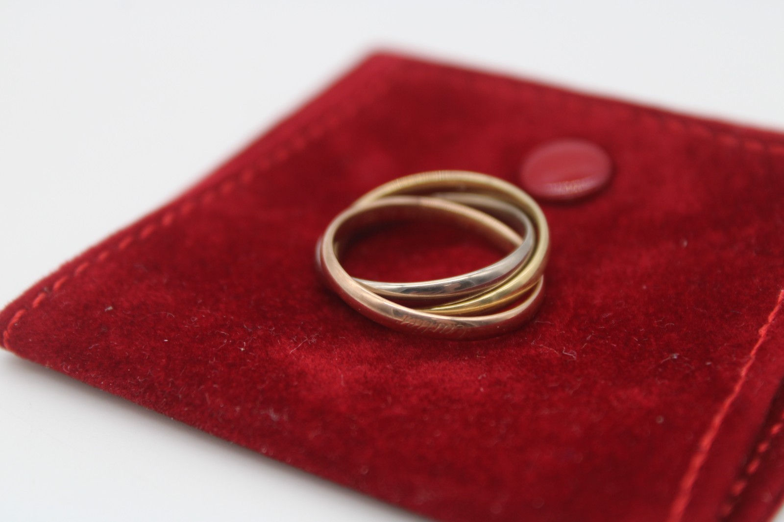 Cartier Trinity Ring 18K Tri-Color Gold 750 Size 52 (US 5.25) Classic Three Band